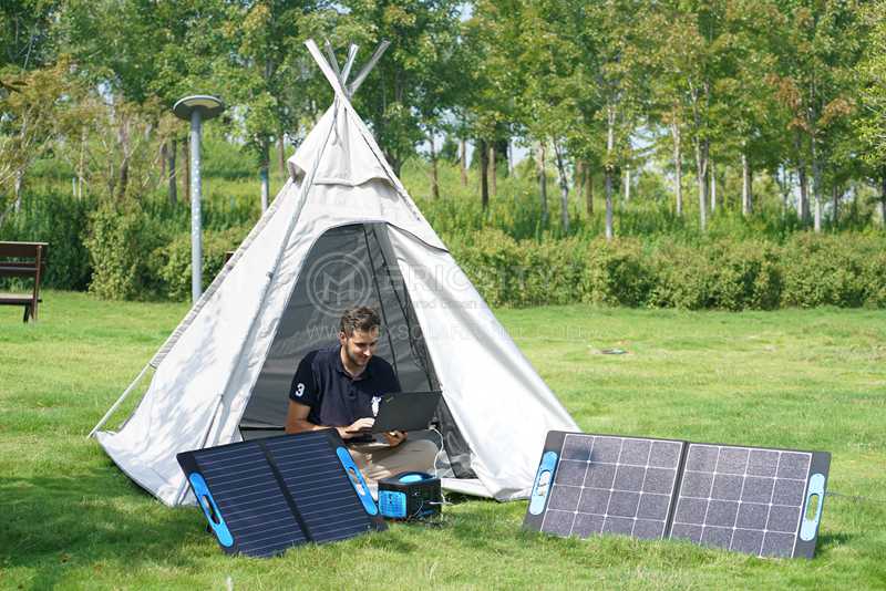 Charge Up With The Sun: 300 Watt Folding Solar Panels In Action