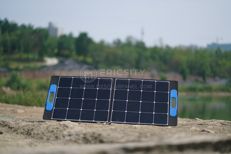 Surviving Off The Grid: 300w Foldable Solar Panels As A Lifesaver